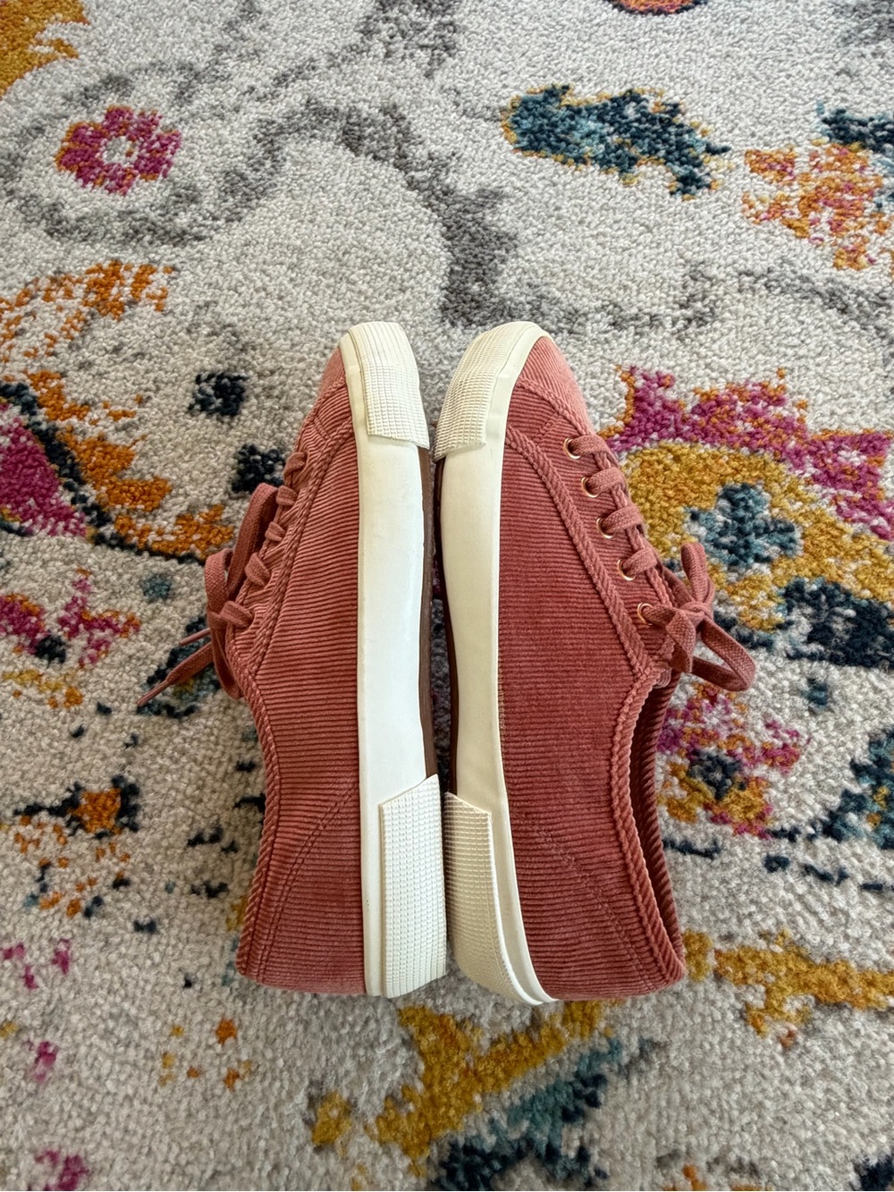 Old Navy Corduroy Sneakers Camelia Rose Women’s 8 - Picture 6 of 8